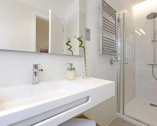 Flat to rent in Larramendi Kalea, 13, Área Romántica, Centro , Donostia - San Sebastián