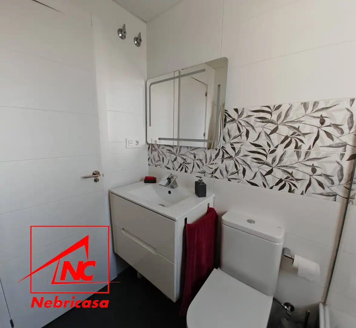 Bathroom of Attic for sale in Sanlúcar de Barrameda  with Air Conditioner, Terrace and Storage room