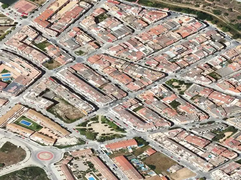 Semi-detached house for sale in calle Conflent, imagen 4