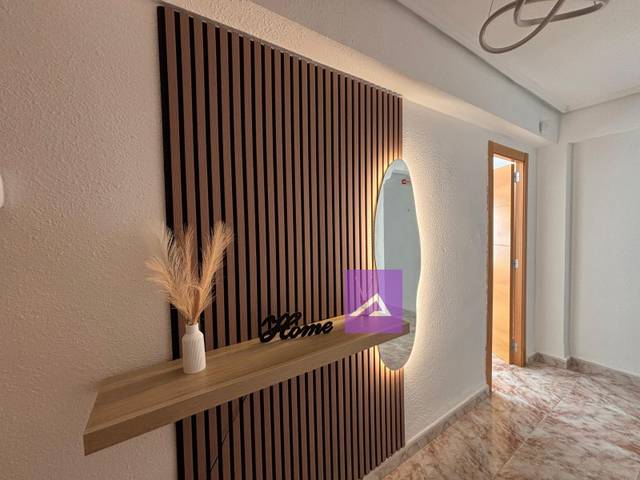 Piso en Alquiler en Carrer de Rubén Vela, 26 en En Corts - Doctor Waksman