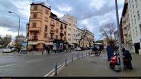 Vista exterior de Pis en venda en  Sevilla Capital amb Aire condicionat i Balcó