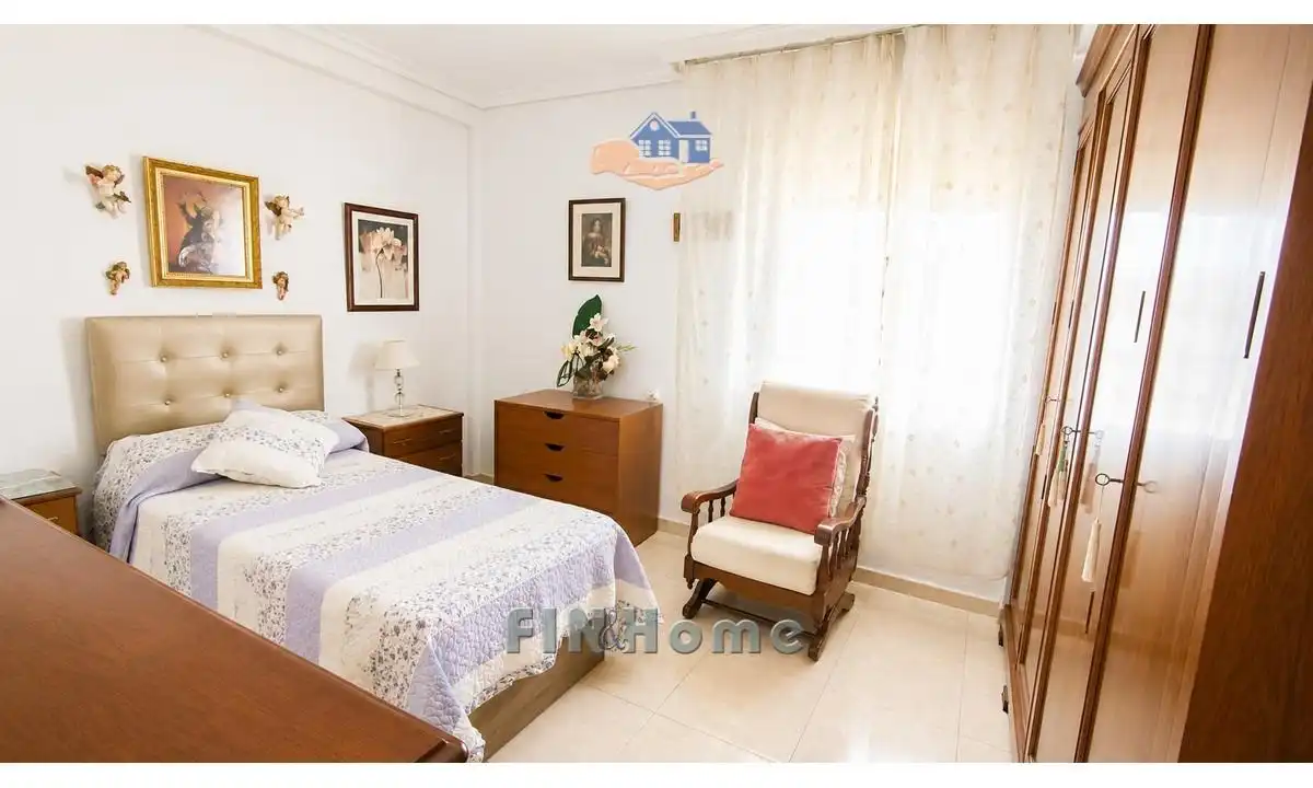 Habitación de Piso en venta en Sevilla con Amueblado
