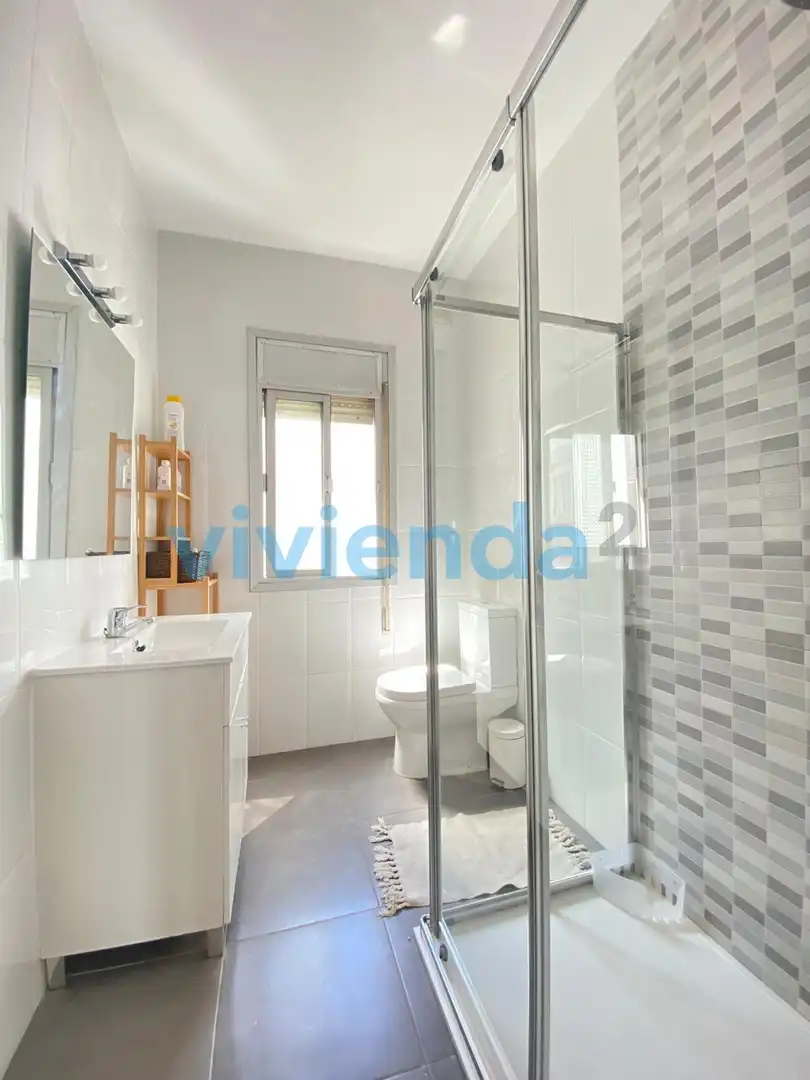 Baño de Ático en venta en Madrid con Aire acondicionado, Calefacción y Terraza