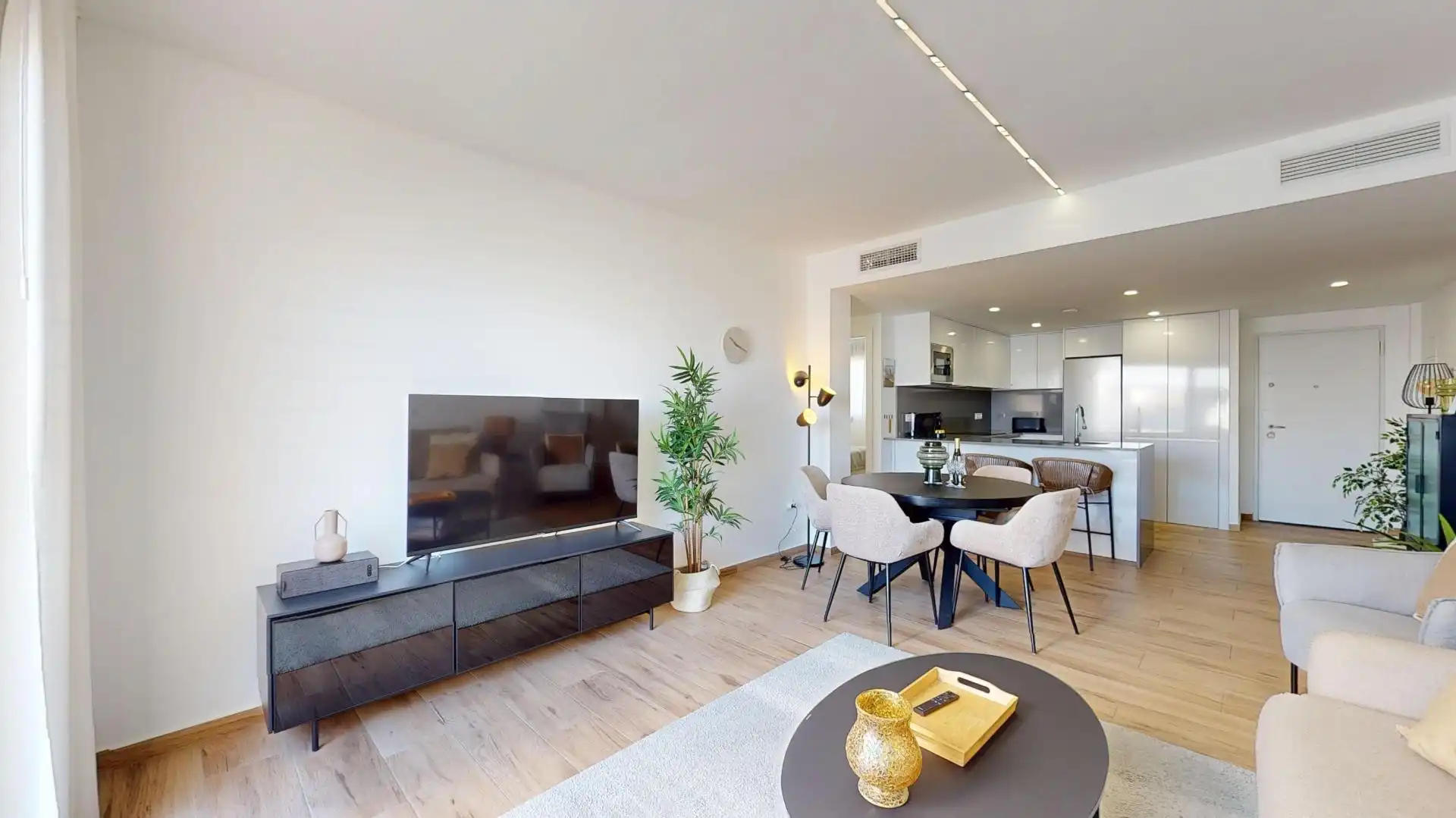 Sala d'estar de Apartament en venda en San Javier amb Aire condicionat, Terrassa i Moblat