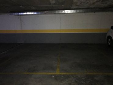 Parking to rent in Centro