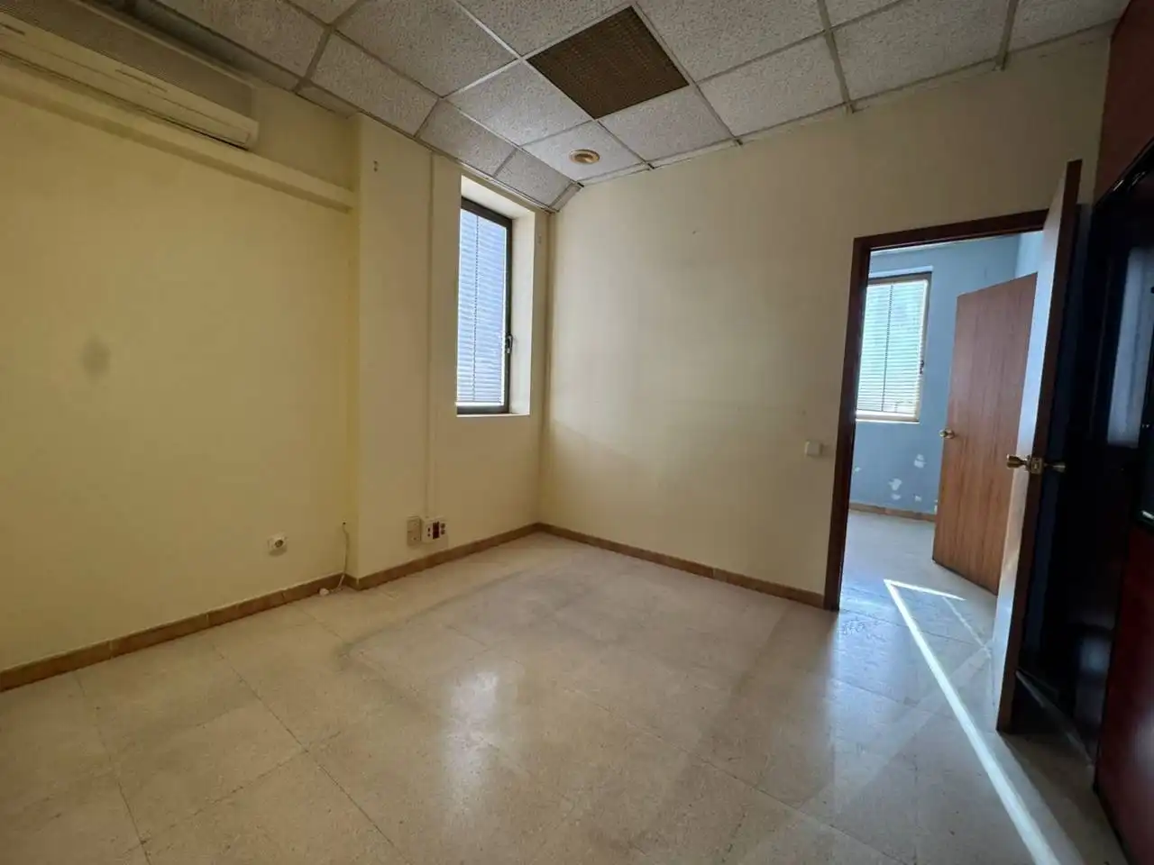Oficina de alquiler en Granollers con Aire acondicionado