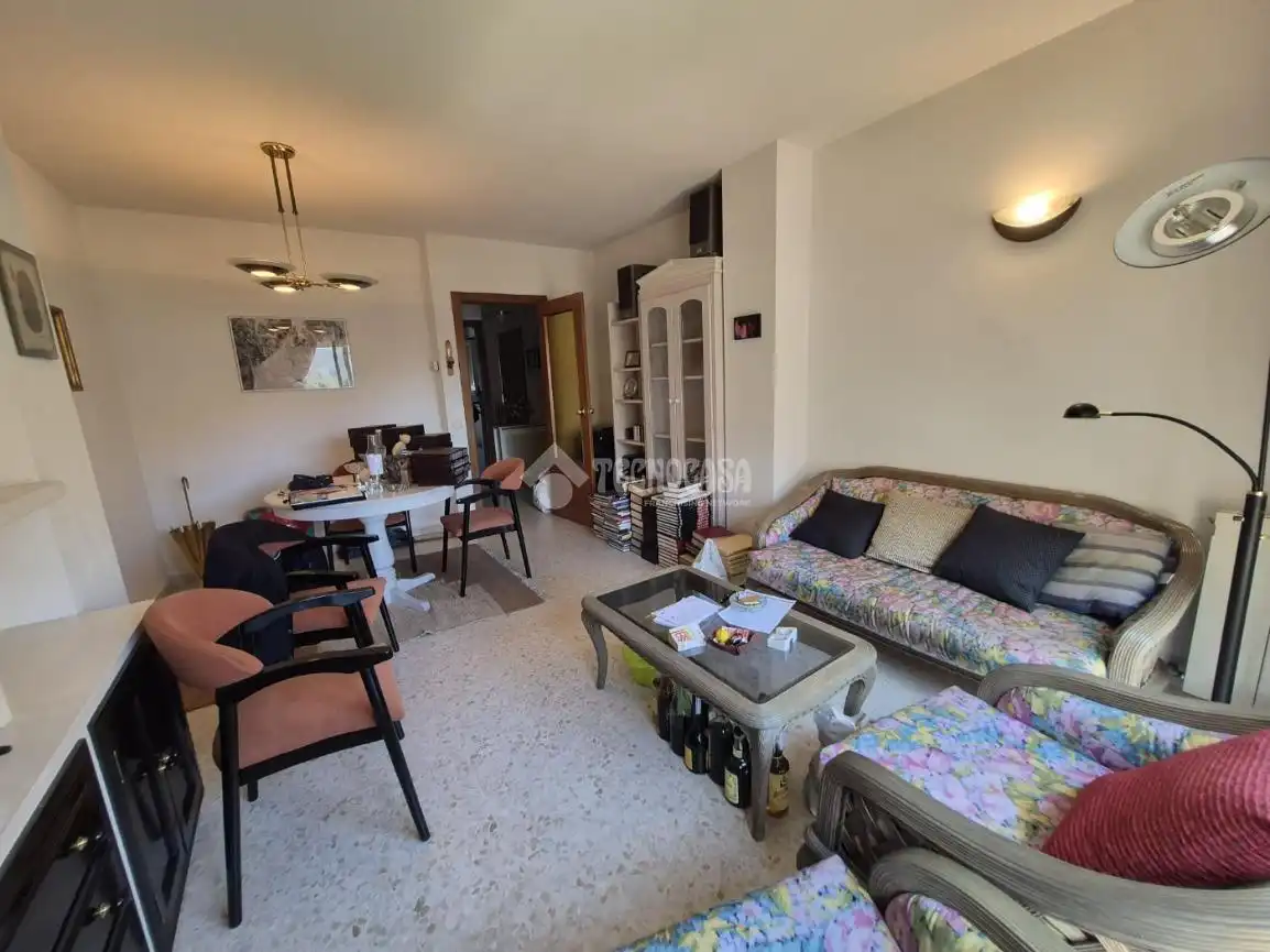 Living room of Flat for sale in Madrid