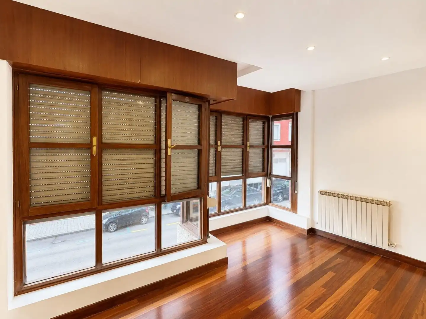 Maisonette zum Verkauf in Santander mit Heizung, Terrasse und Balkon