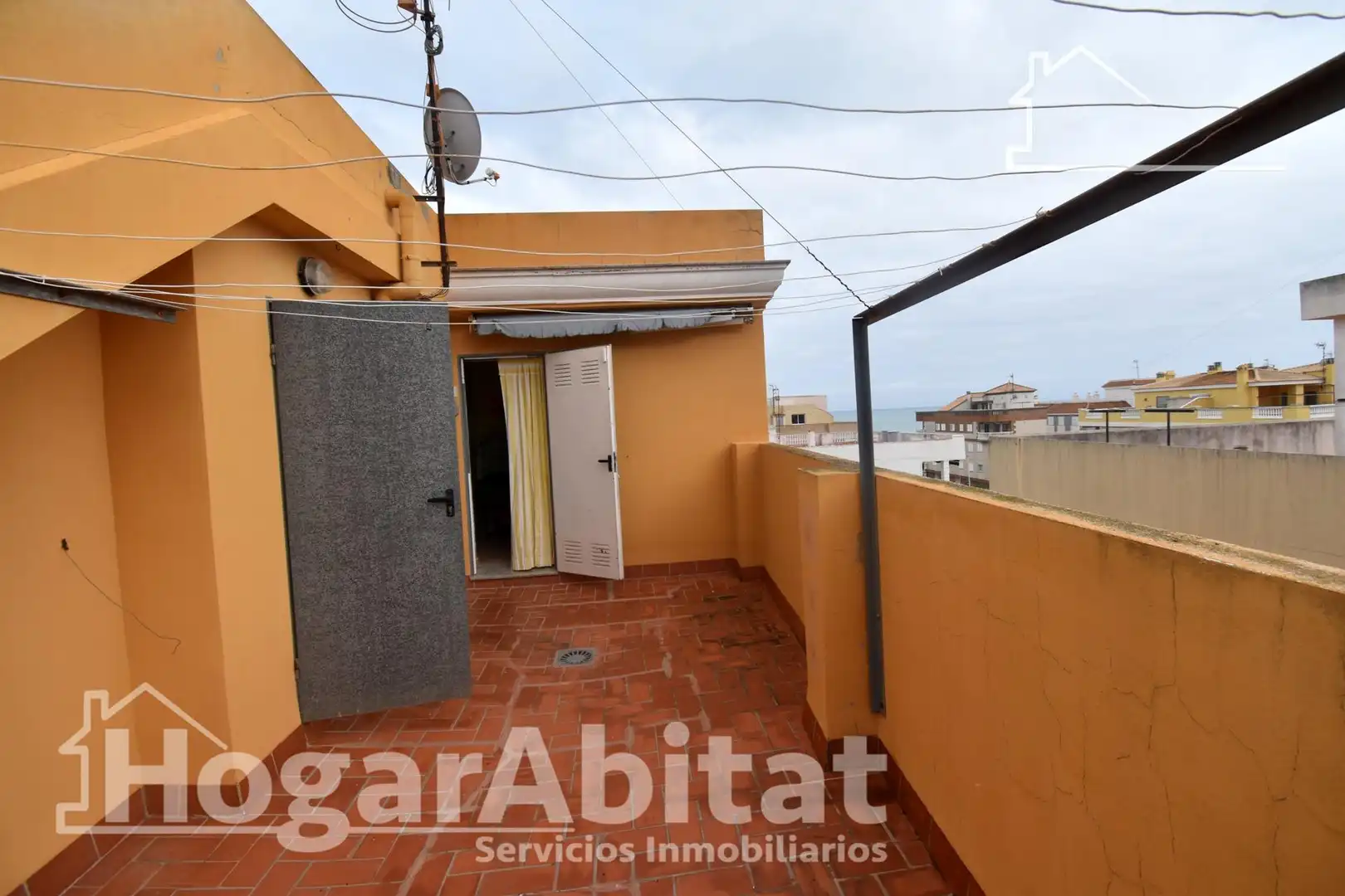 Vista exterior de Ático en venta en Moncofa con Terraza, Trastero y Amueblado