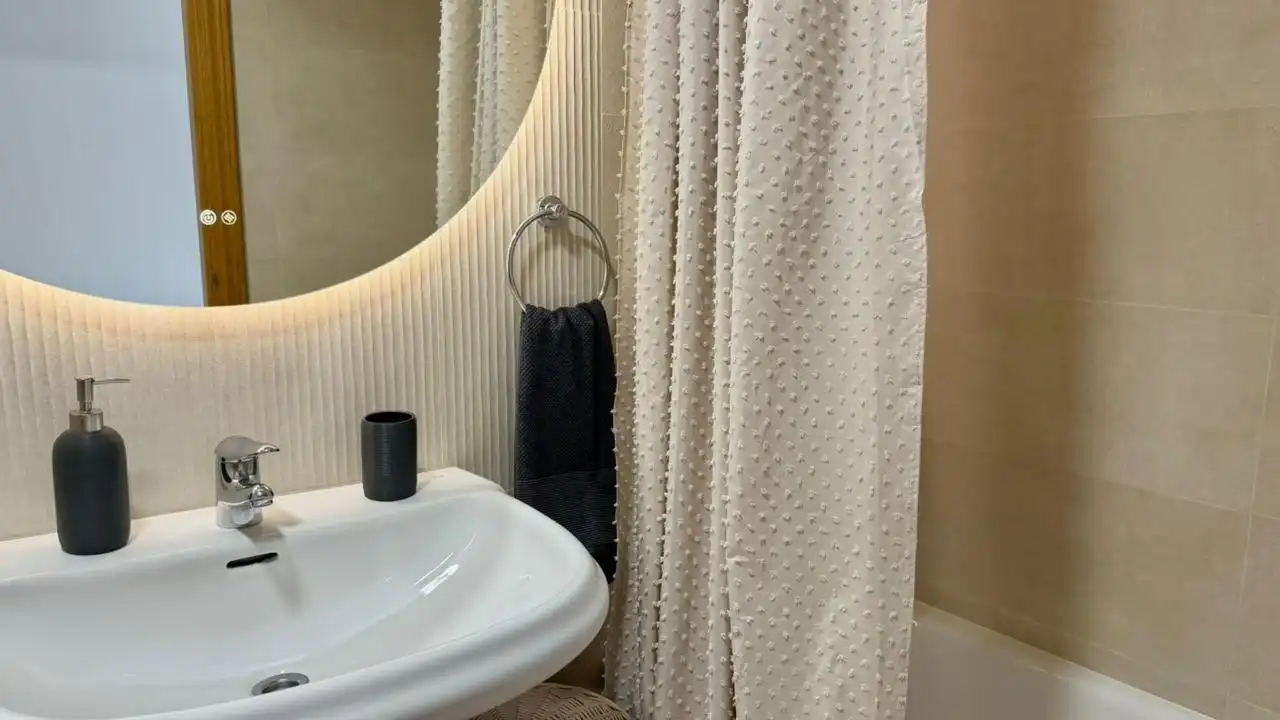 Bathroom of Apartments for rent in Villajoyosa / La Vila Joiosa  with Heating