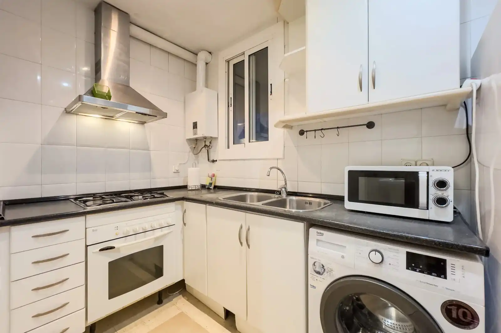 Küche von Wohnung zur Miete in Sants - Montjuïc