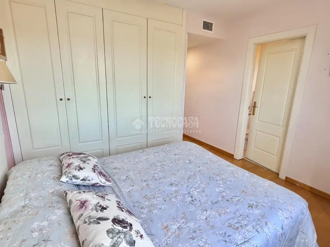 Habitación de Piso en venta en Madrid con Aire acondicionado, Calefacción y Piscina comunitaria