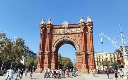 Vista exterior de Àtic en venda en  Barcelona Capital amb Terrassa