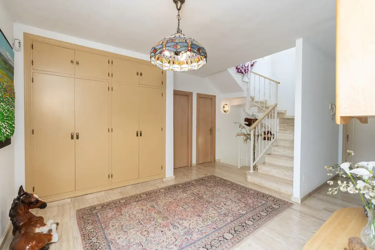 Einfamilien-Reihenhaus zum Verkauf in Marbella mit Terrasse