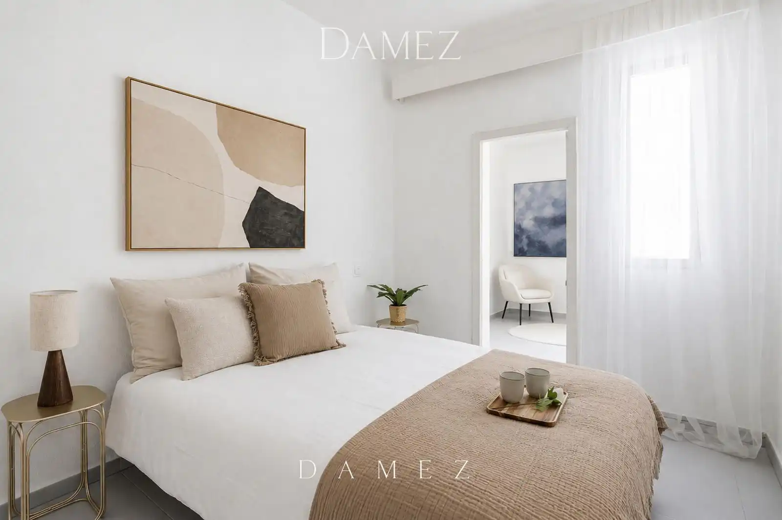 Habitación de Piso en venta en Madrid con Terraza y Alarma