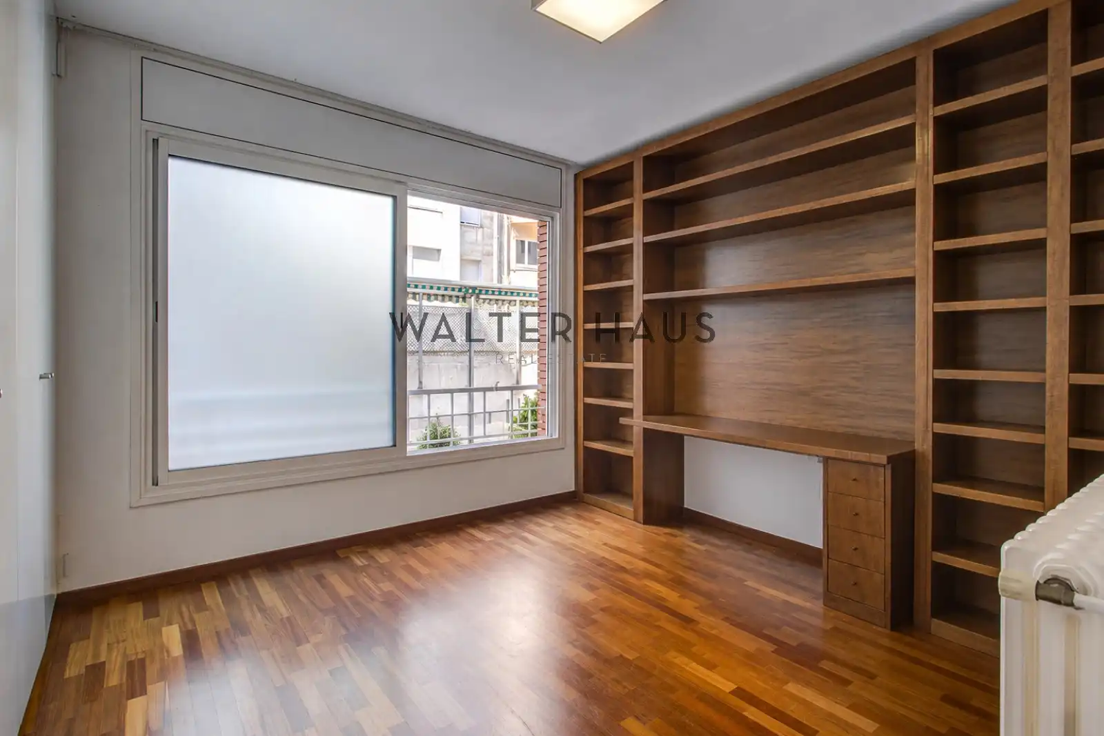 Habitación de Piso en venta en Barcelona con Aire acondicionado y Balcón