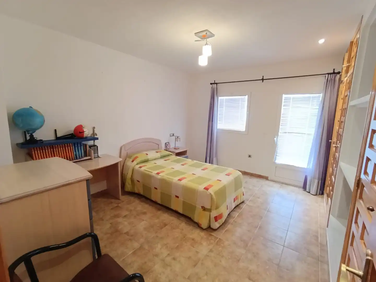 Habitación de Casa o chalet en venta en Villajoyosa / La Vila Joiosa con Jardín privado, Terraza y Balcón