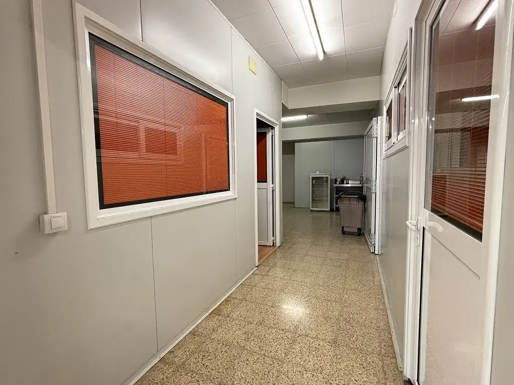 Business premises for sale in Olot, imagen 7