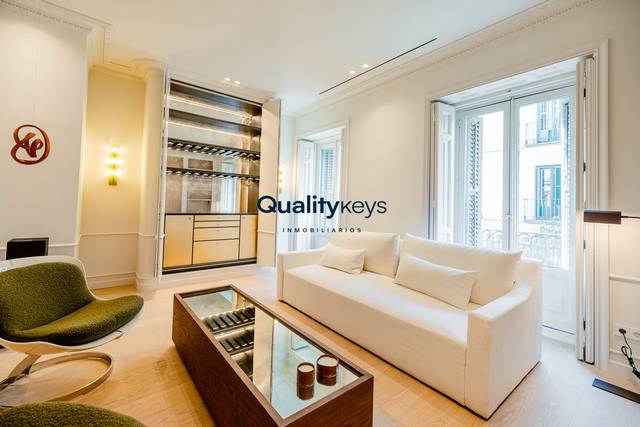 Piso en Venta en Calle de Fuencarral en Trafalgar