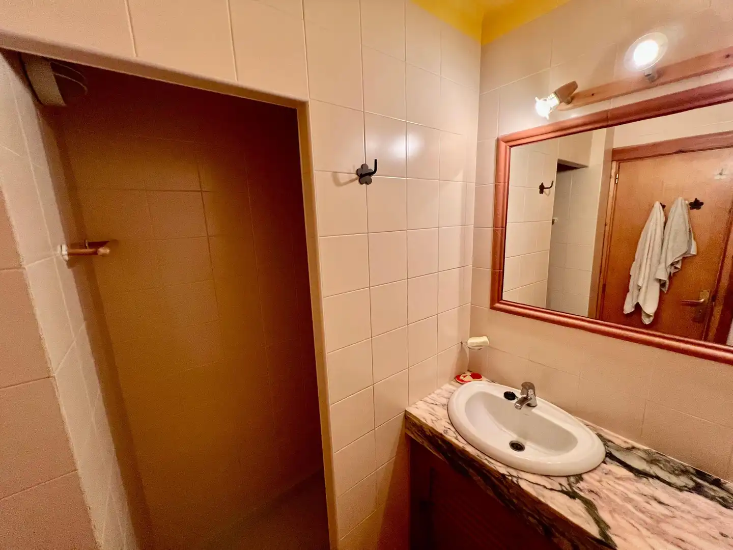 Bany de Apartament en venda en Andratx amb Terrassa, Traster i Piscina comunitària
