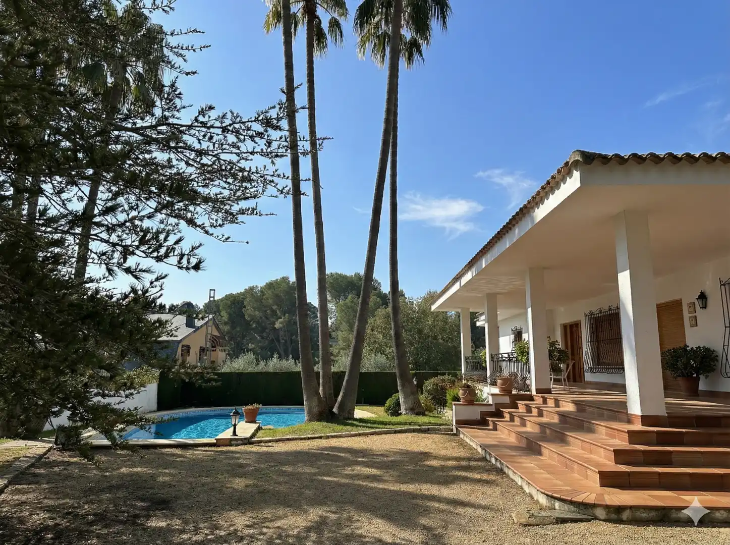 Vista exterior de Casa o xalet en venda en Ontinyent amb Aire condicionat, Calefacció i Jardí privat