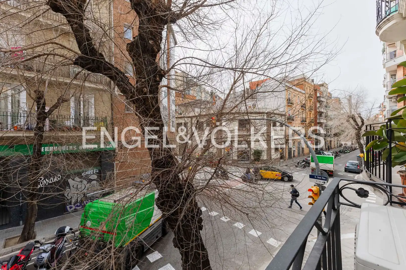 Vista exterior de Casa o xalet en venda en Barcelona amb Aire condicionat, Calefacció i Terrassa