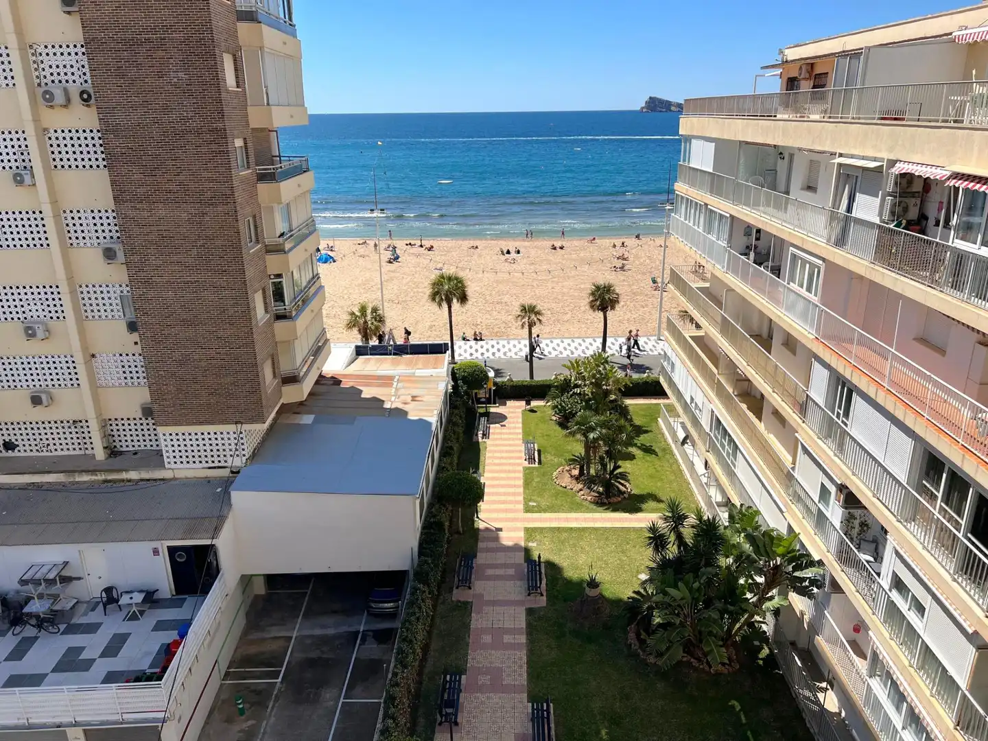 Vista exterior de Piso en venta en Benidorm con Aire acondicionado, Terraza y Amueblado