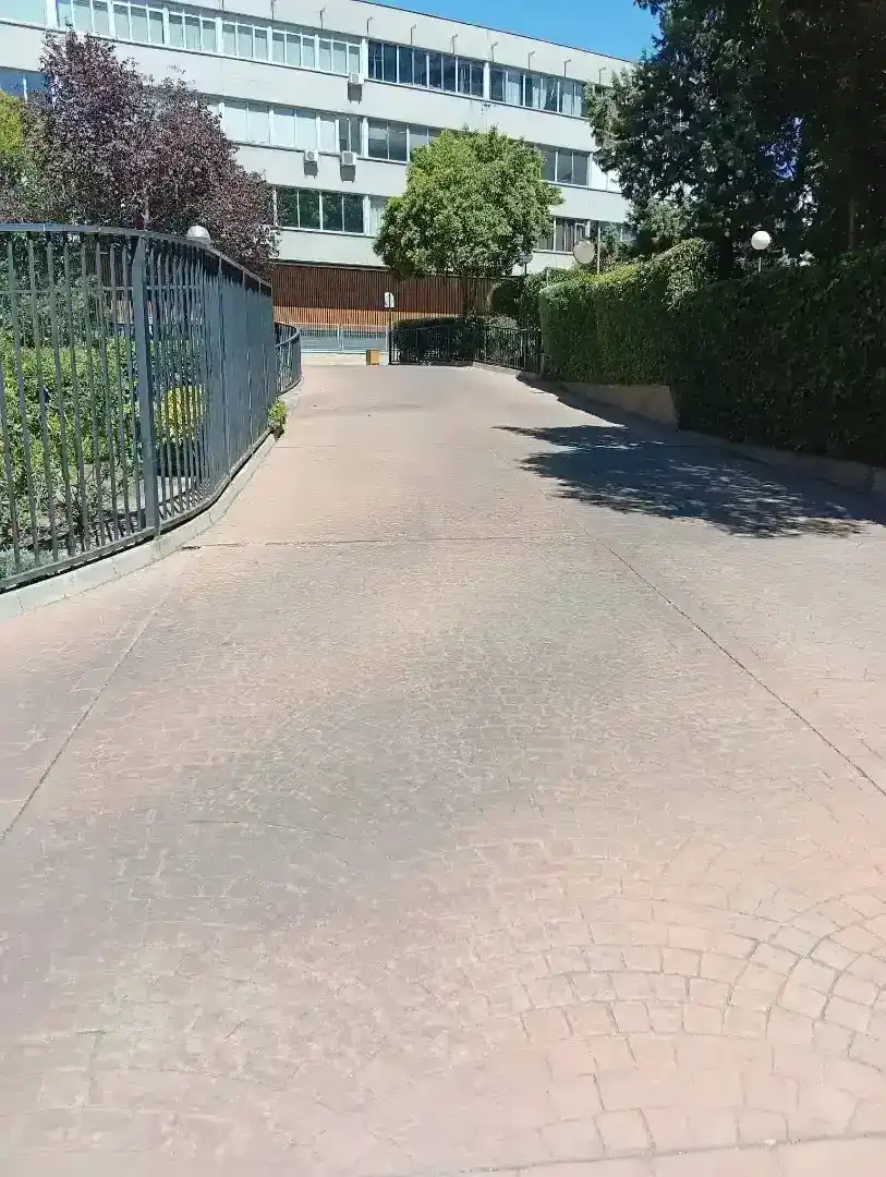 Einzelparkplatz mit Aufzug zum Verkauf in Calle del Bronce 21