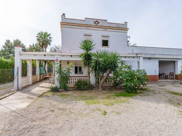Casa rustica con giardino in vendita a Vial Camino 3