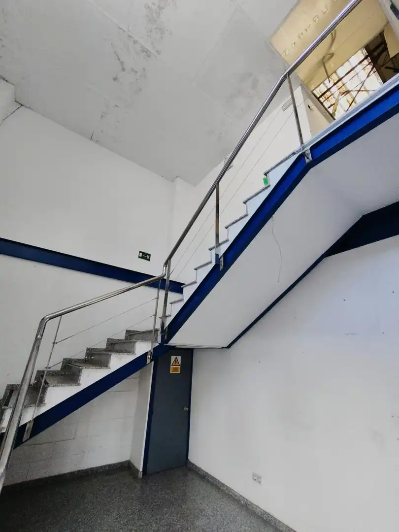 Industrial buildings for sale in Gines