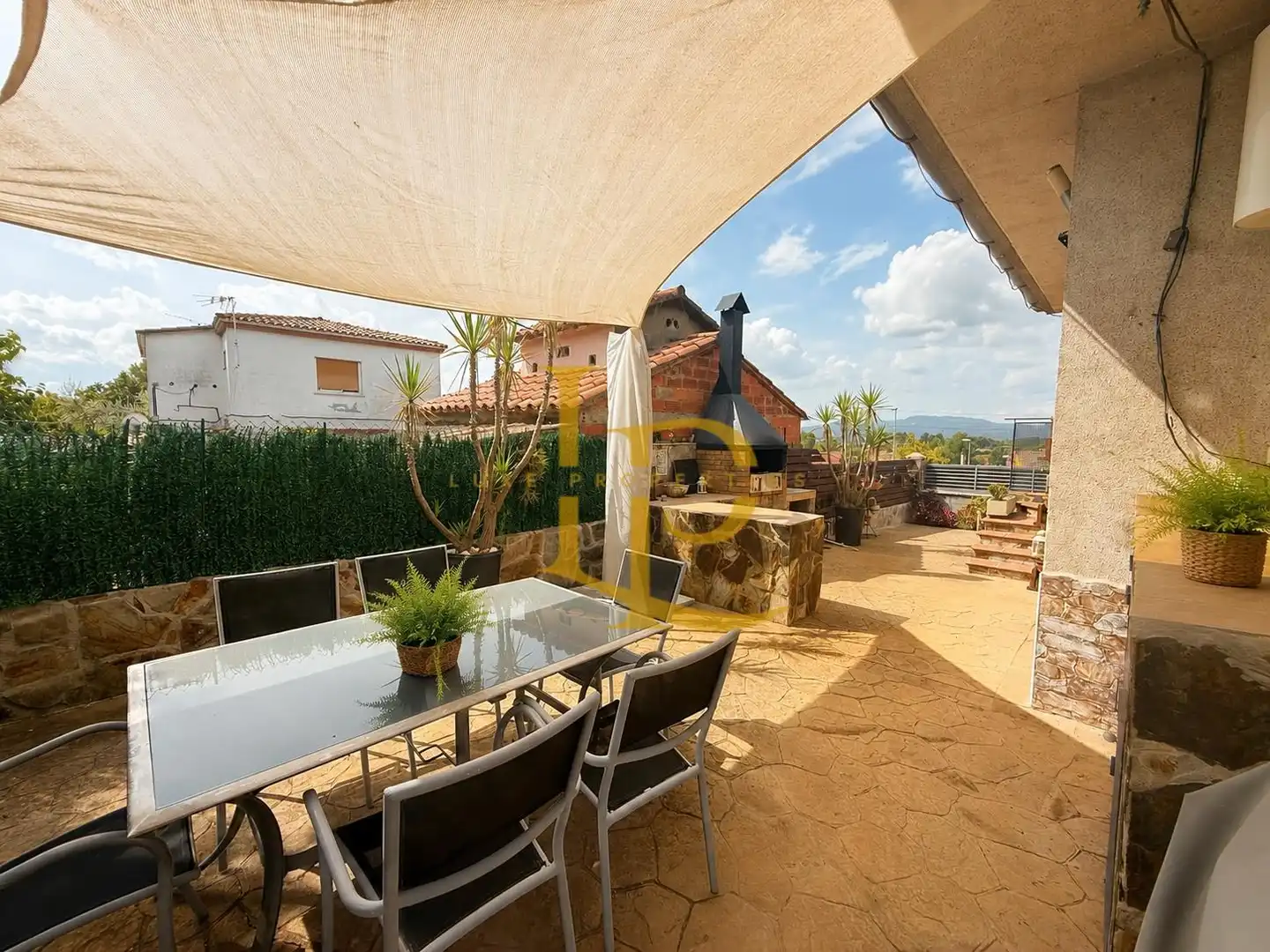 Terrassa de Casa o xalet en venda en Rubí amb Aire condicionat, Calefacció i Jardí privat