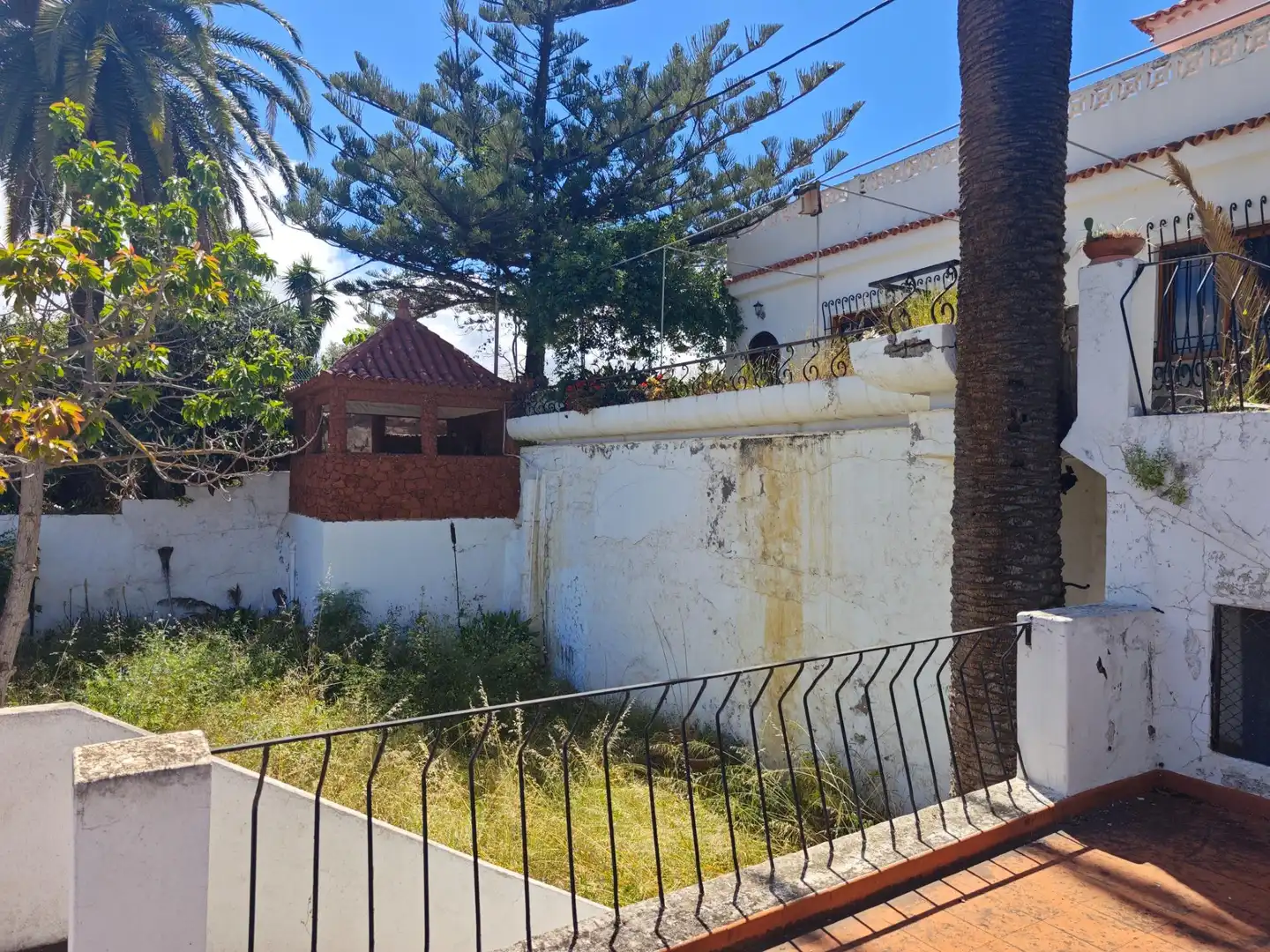 Vista exterior de Casa o xalet en venda en Santa Brígida amb Piscina comunitària