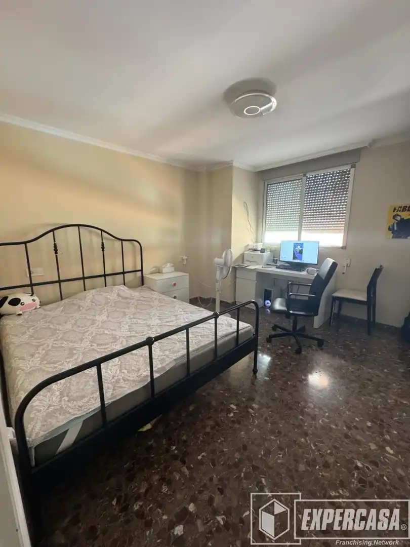 Schlafzimmer von Country house zum Verkauf in Albal mit Klimaanlage und Terrasse