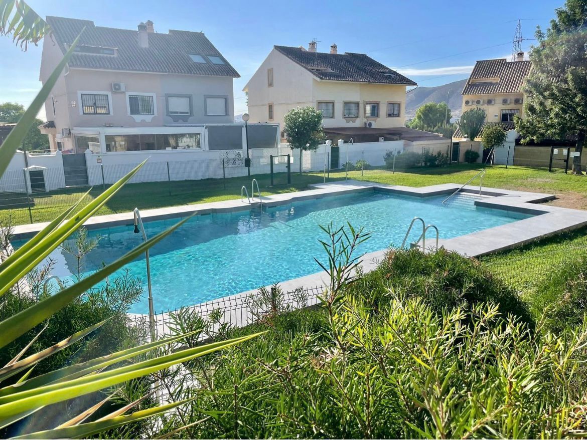 Swimming pool of Single-family semi-detached for sale in Cártama  with Air Conditioner, Heating and Terrace