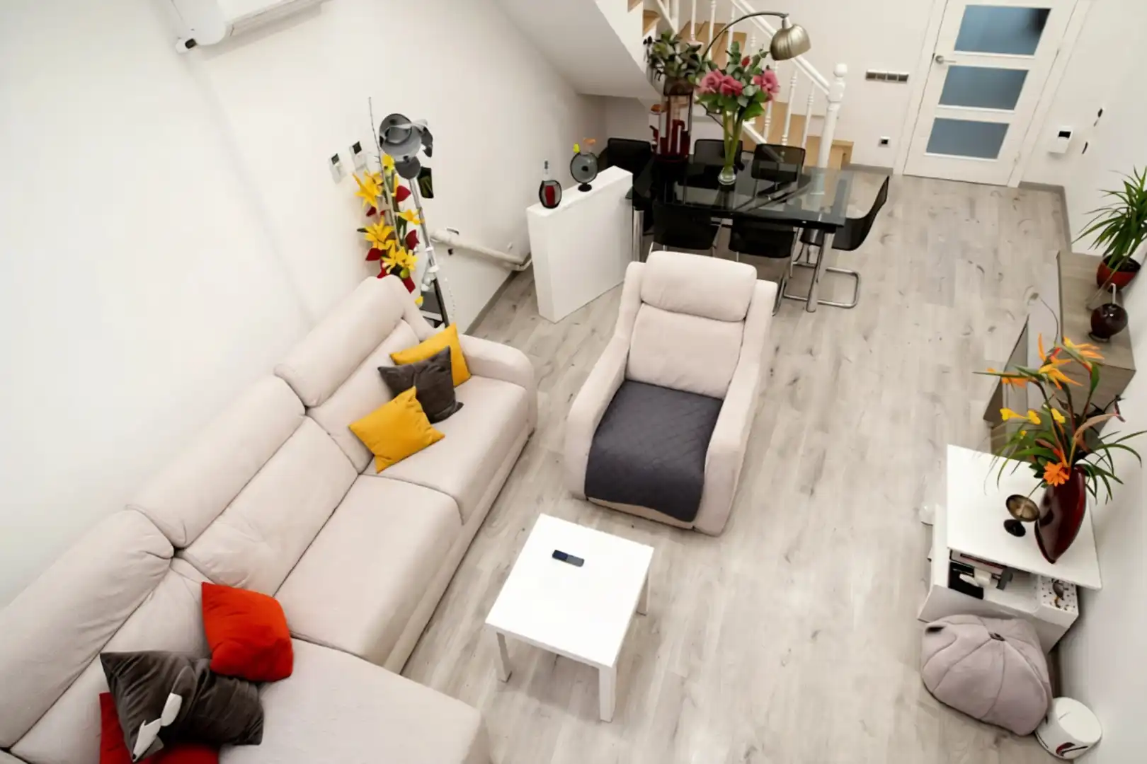 Sala de estar de Casa adosada en venta en Barcelona con Aire acondicionado, Calefacción y Parquet