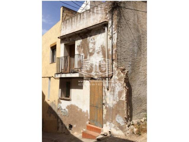 Terreno industrial en Venta en Calle Hospital en El Pinell de Brai