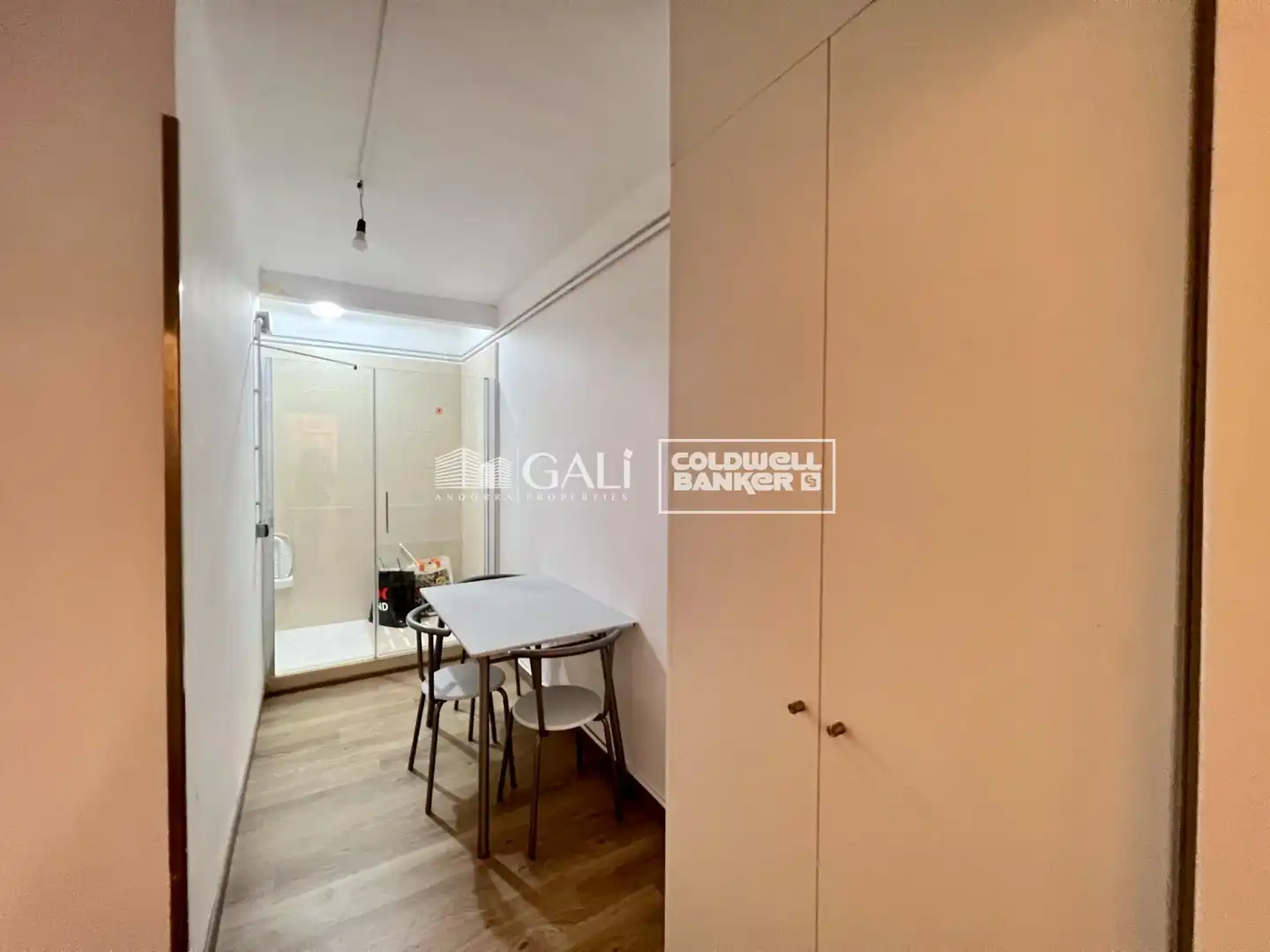 Piso en venta en Andorra la Vella con Calefacción, Parquet y Terraza