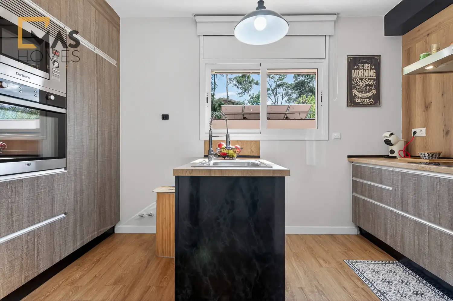 Kitchen of Duplexes for sale in Sant Cugat del Vallès  with Air Conditioner, Heating and Private garden