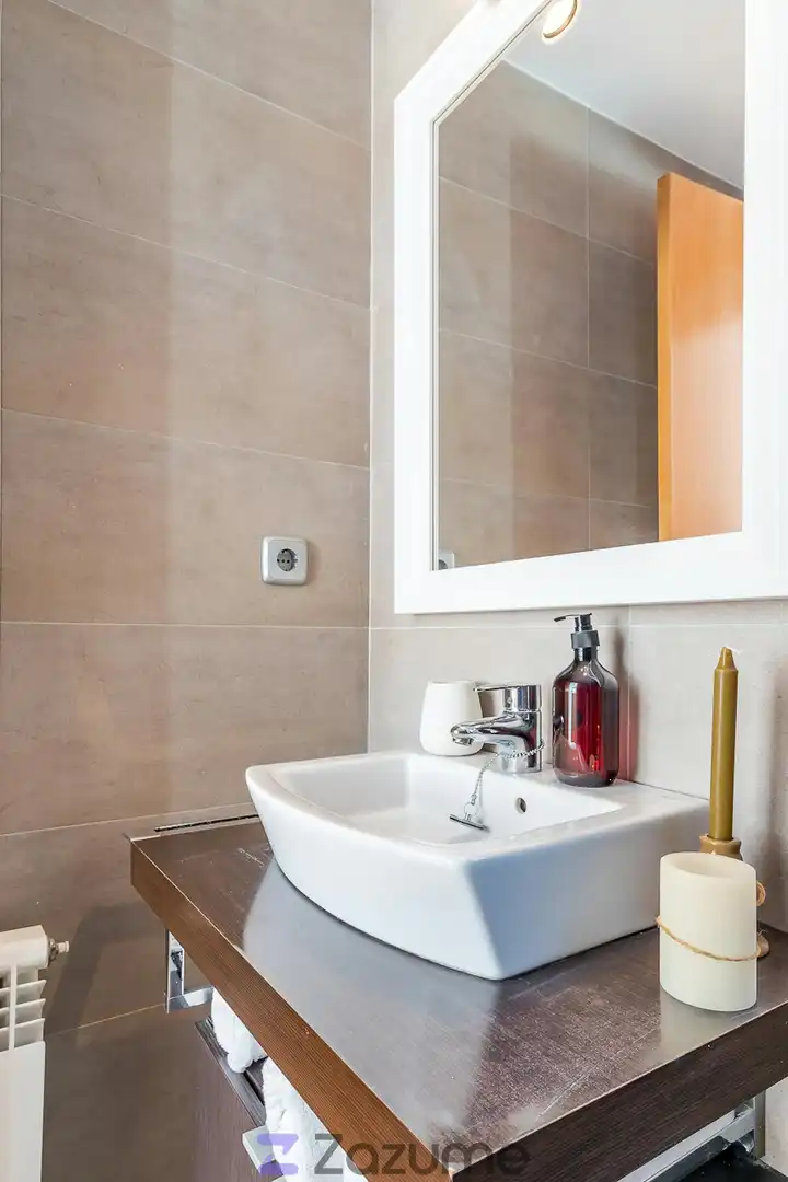 Flat for rent in C. del Divino Redentor, Valdeacederas