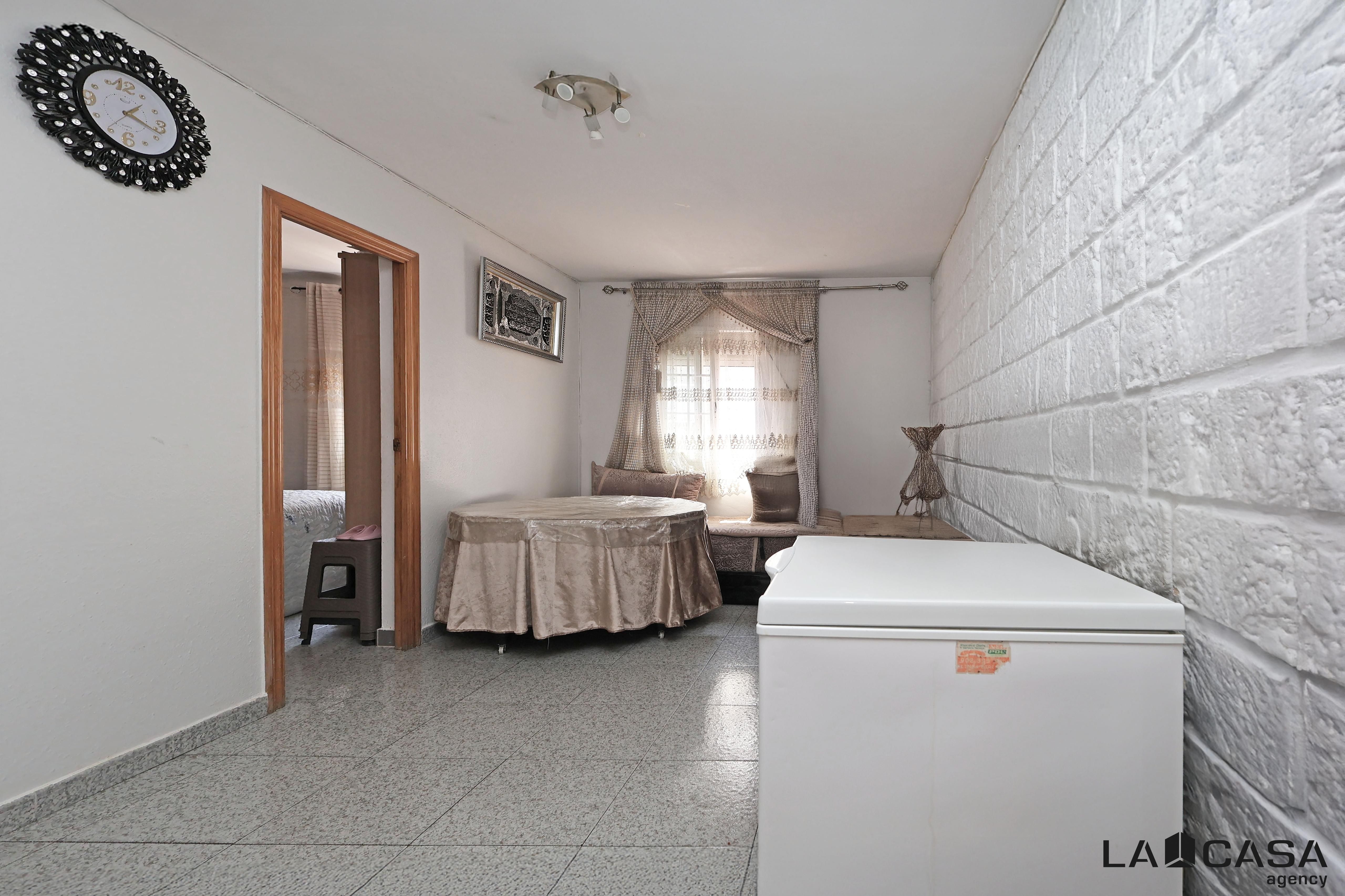 Bedroom of Flat for sale in Esplugues de Llobregat