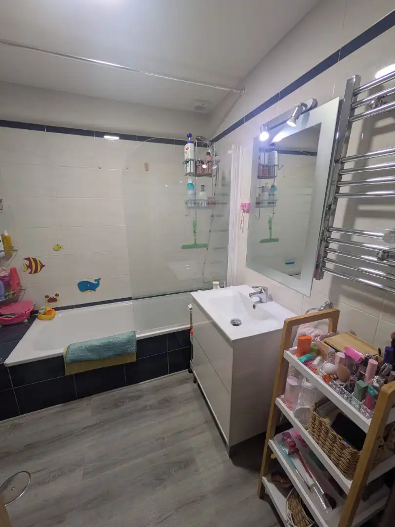 Bathroom of Flat for sale in Morata de Tajuña  with Air Conditioner and Heating