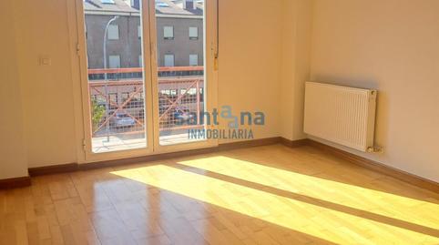 Foto 3 de Piso en venta en Valdefresno, León