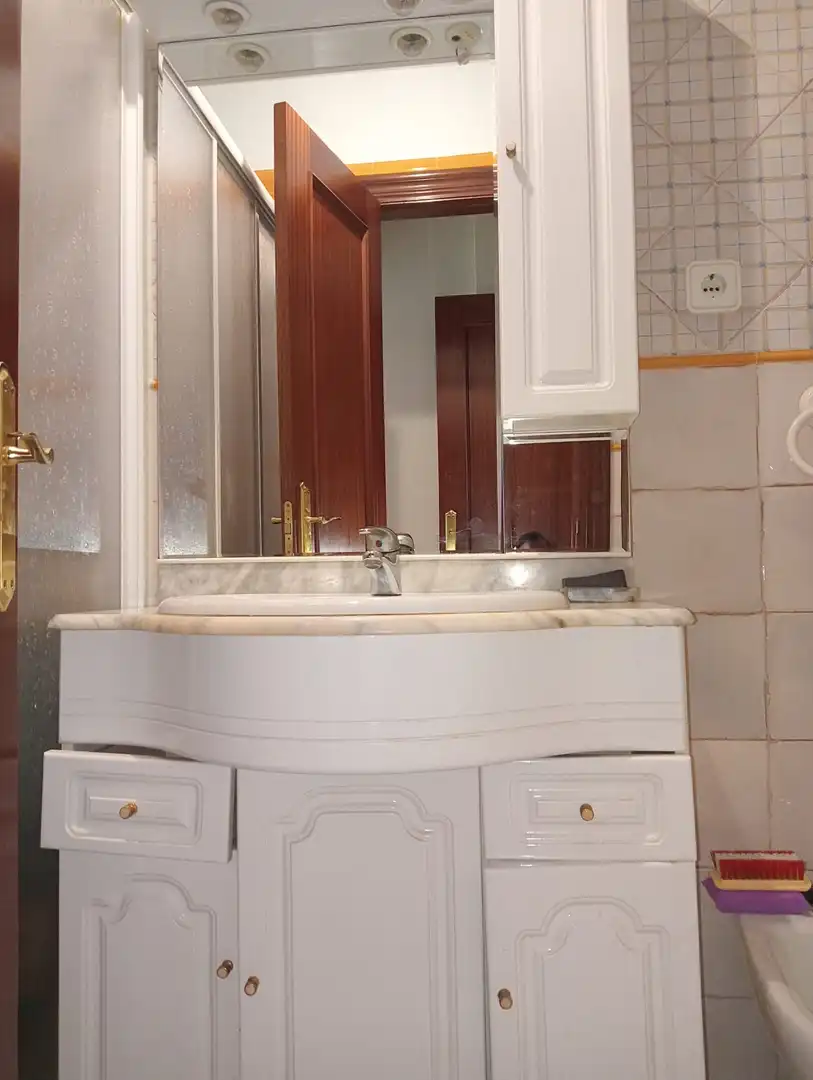 Bathroom of Ground floor for sale in Torrelavega   with Heating