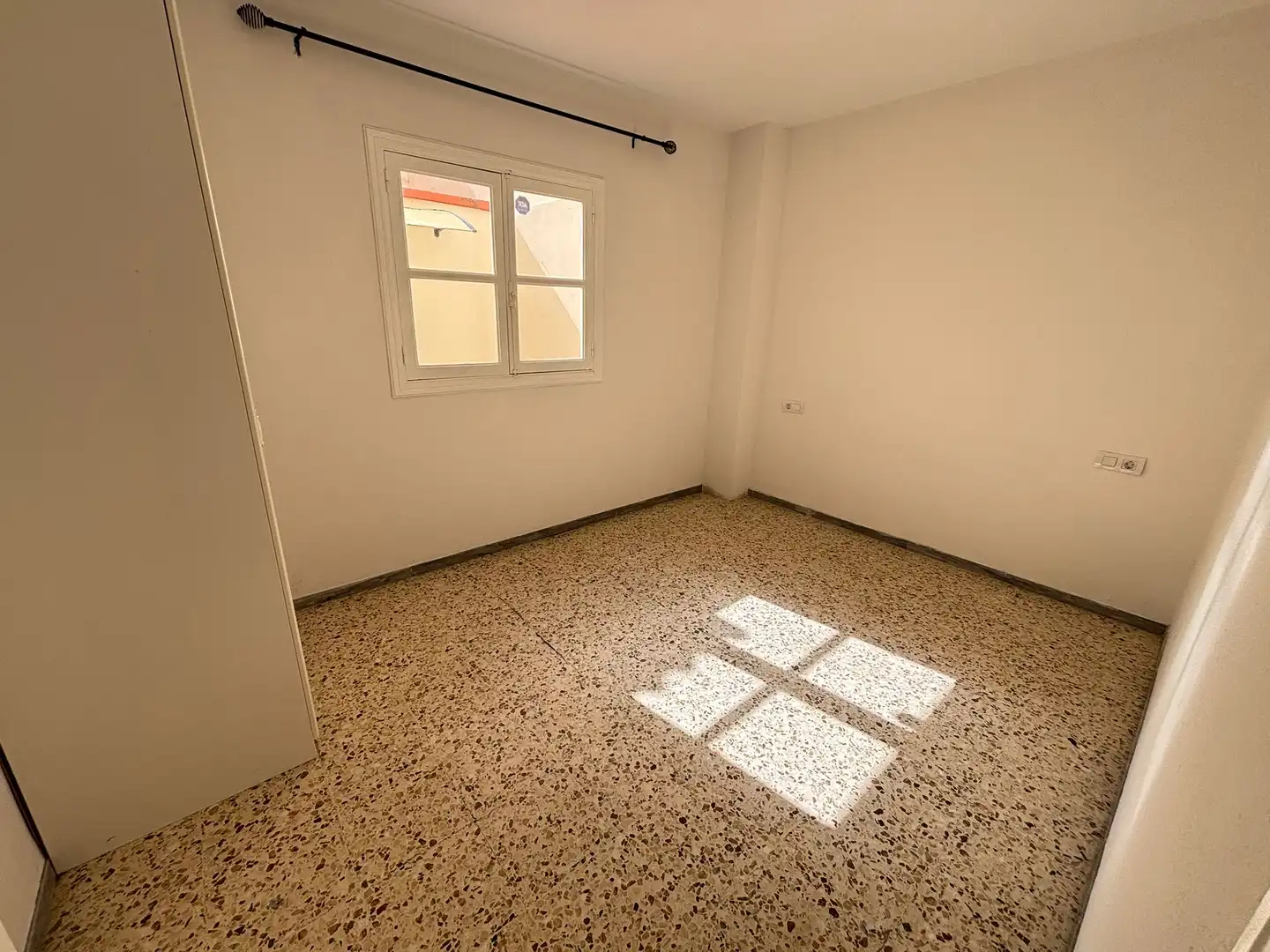 Habitación de Piso de alquiler en San Cristóbal de la Laguna con Terraza, Trastero y Amueblado