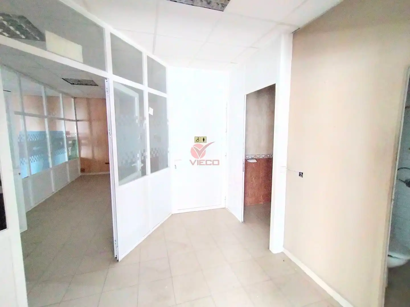 Local comercial en venda a BARCELONA, imagen 6