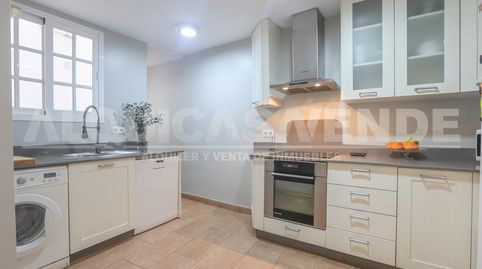 Foto 2 de Piso de alquiler en Encarnación - Regina, Sevilla Capital