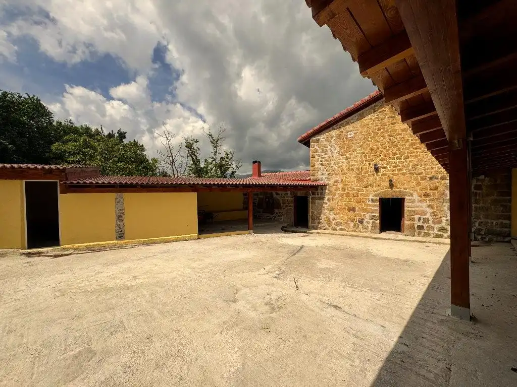 Residential for sale in SILIO-DISEMINADO, 885, Molledo