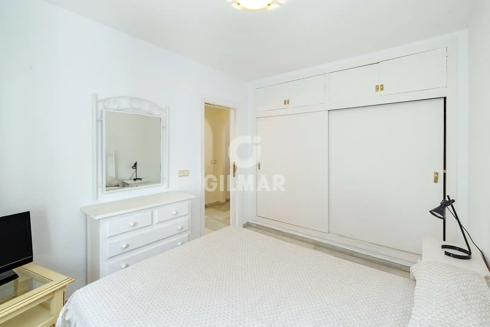 Dormitori de Casa o xalet en venda en Marbella amb Jardí privat i Piscina