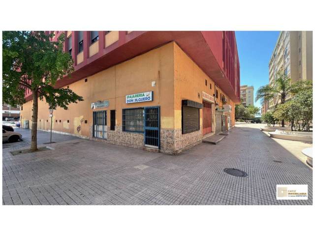 Local comercial en Venta en Maria Auxiliadora en Paseo Marítimo - San José - La Laguna