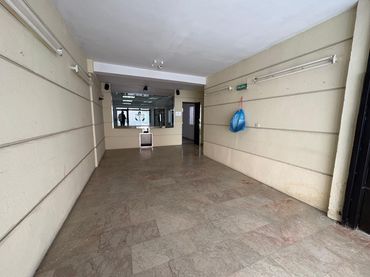 Local comercial en venda a Poniente-Sur